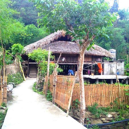 Thon Tha Tay Stilt House Apartment Ha Giang Exterior foto