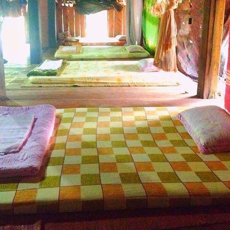 Thon Tha Tay Stilt House Apartment Ha Giang Exterior foto